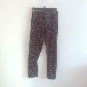 Cropped lululemon leggings